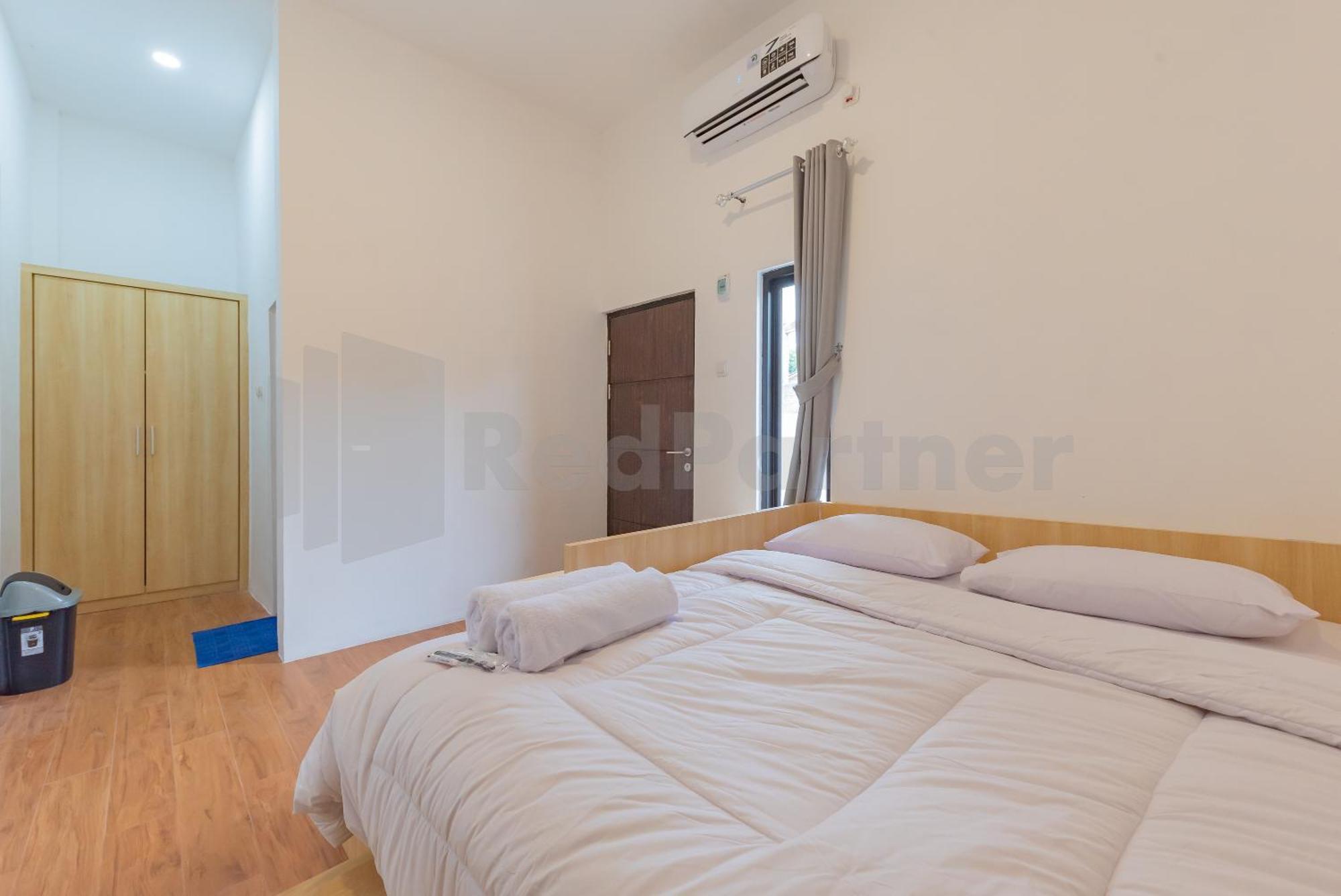 Rumah Panda Guesthouse Redpartner Tangkil  Ngoại thất bức ảnh
