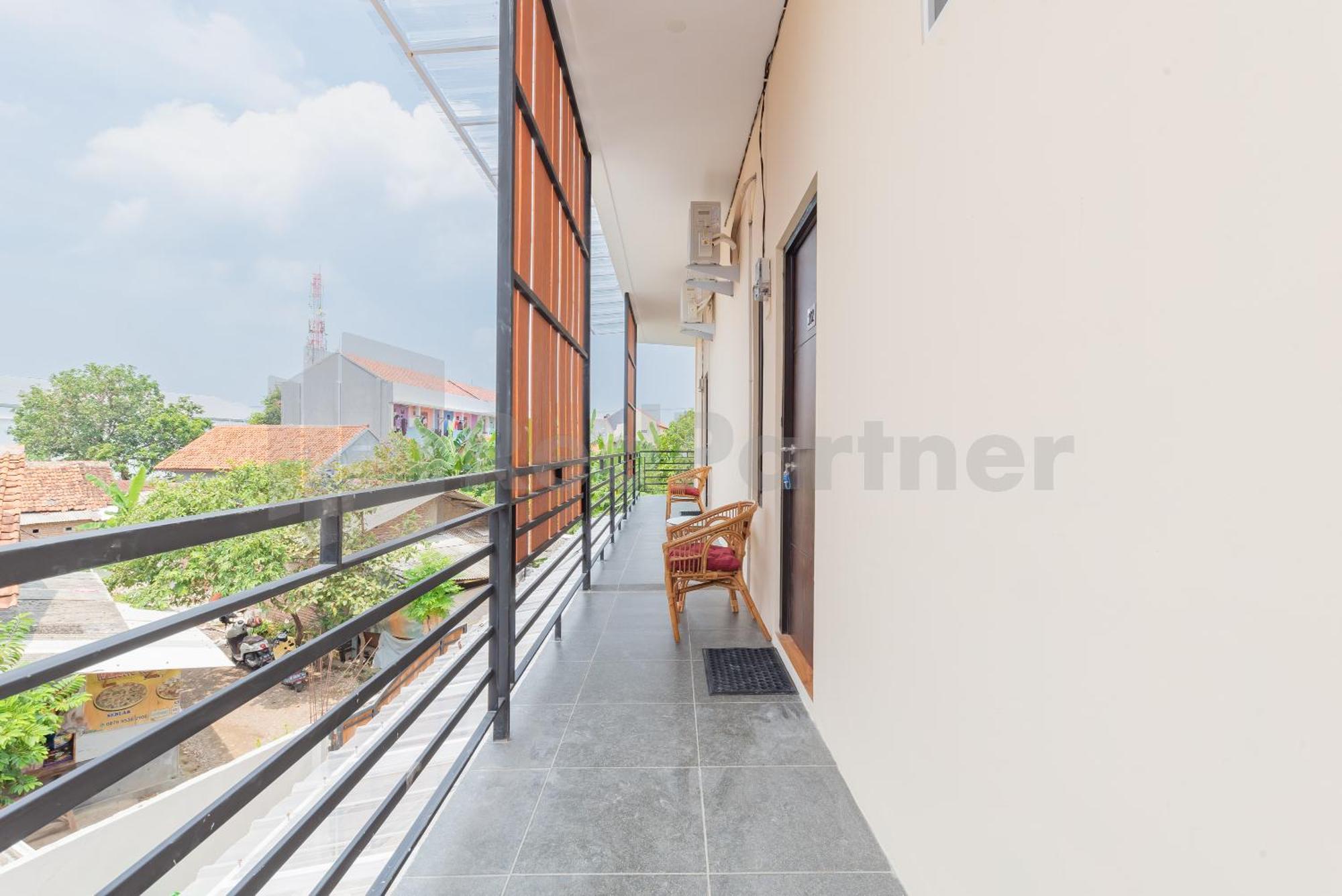 Rumah Panda Guesthouse Redpartner Tangkil  Ngoại thất bức ảnh